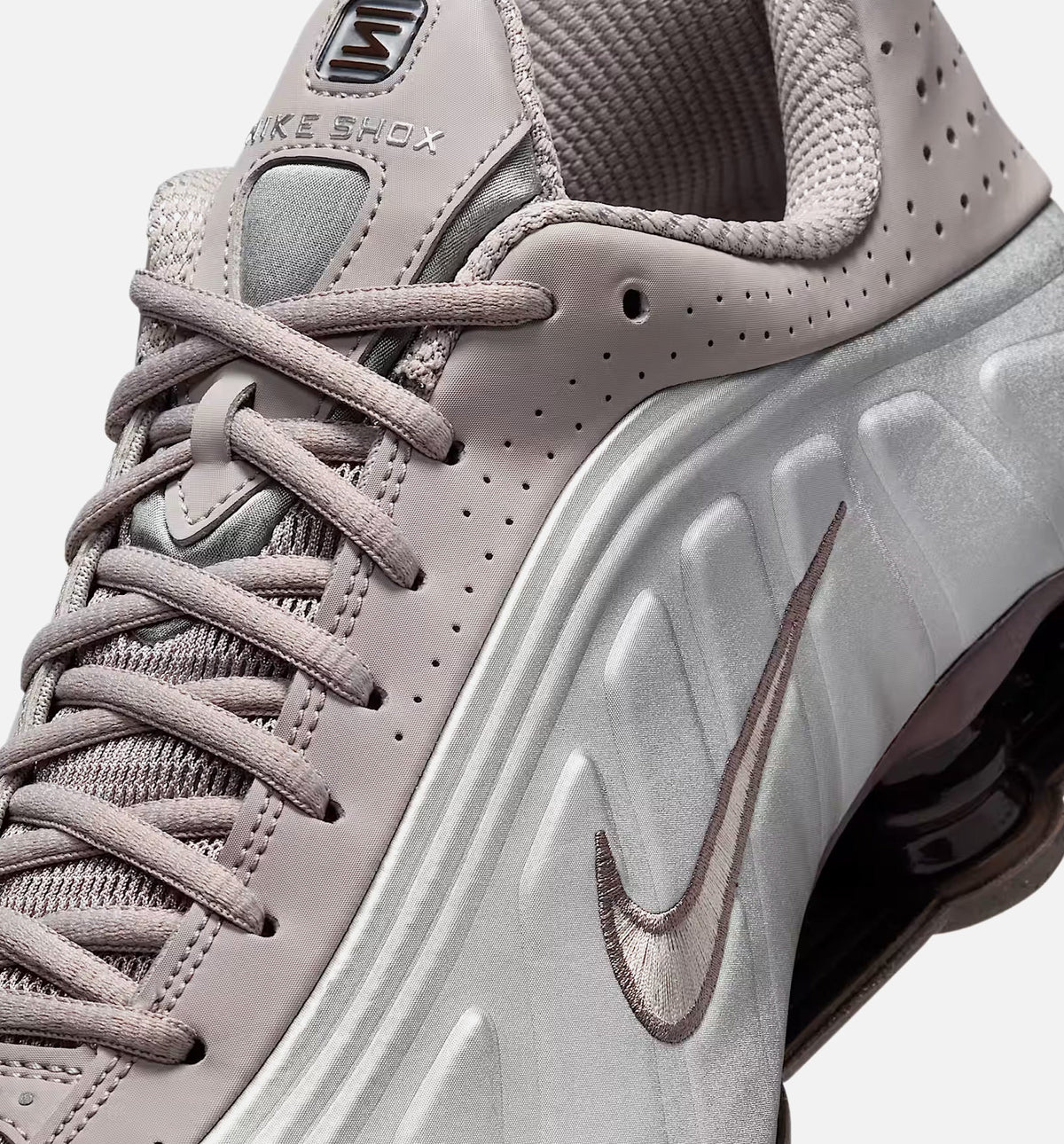 Nike Shox R4 Men's Shoe – Cave Stone/College Grey/Baroque Brown