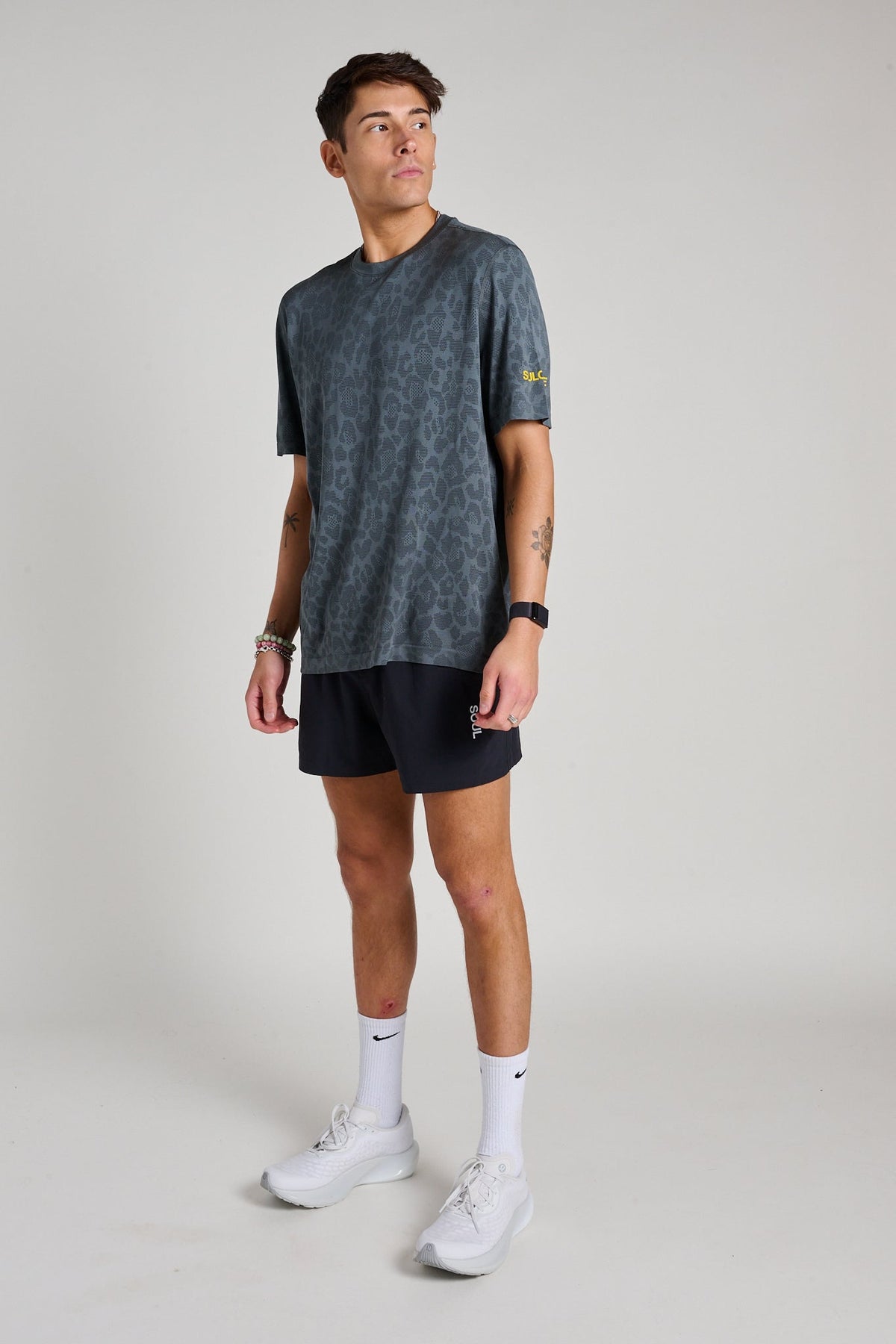 Metal Vent Tech Relaxed-Fit Short Sleeve