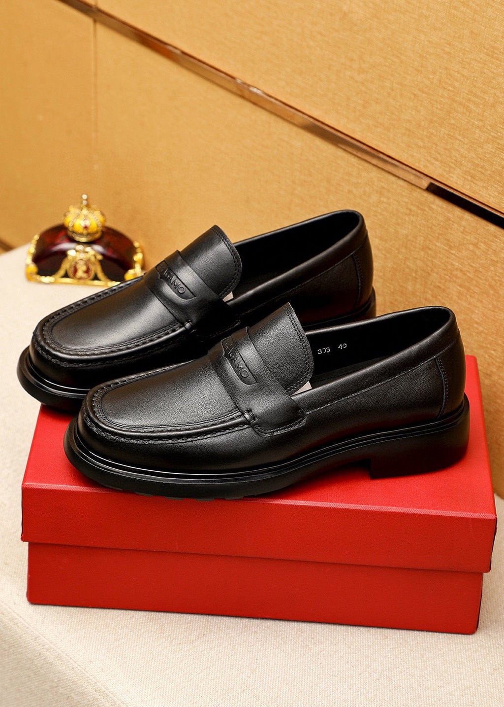 Ferragamo Men's Black Leather Loafers