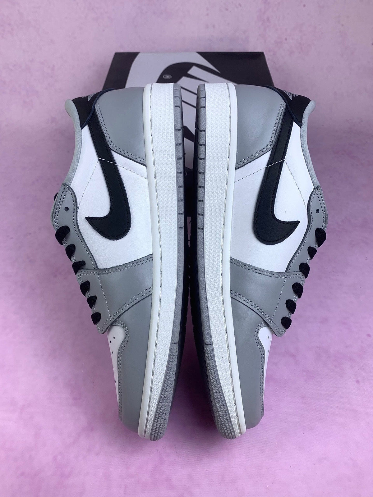 Air Jordan 1 Low Barons Wolf Grey Unisex Sneakers CZ0790-110