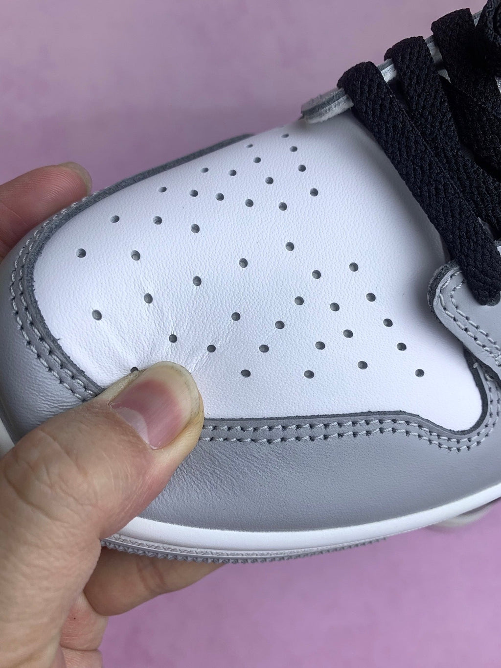 Air Jordan 1 Low Barons Wolf Grey Unisex Sneakers CZ0790-110